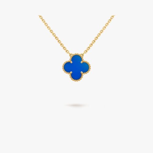 VCA Vintage Alhambra pendant